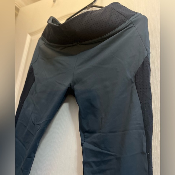 Ryu Leggings - Picture 3 of 3